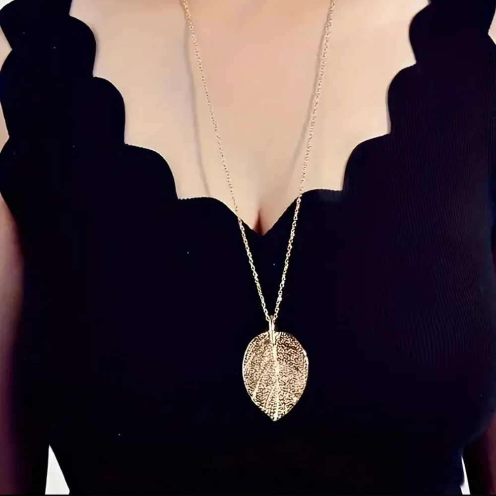 Leaf Necklace
